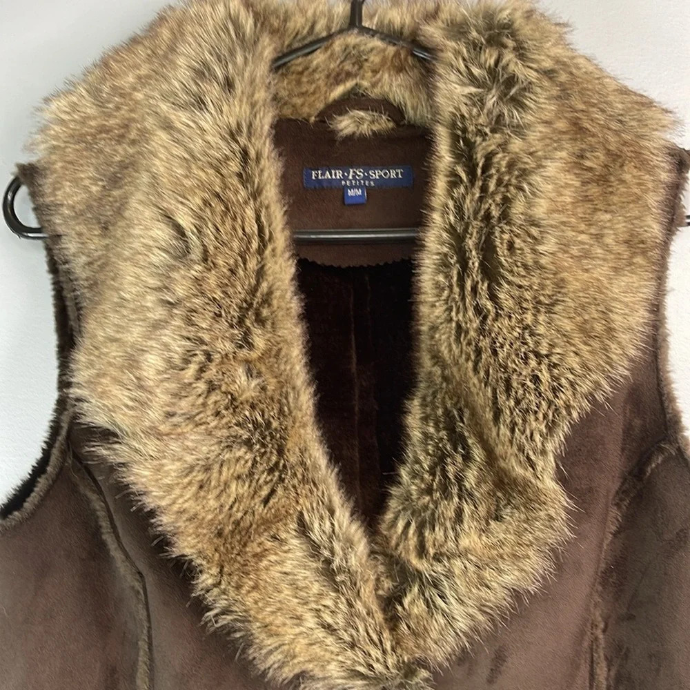 FLAIR SPORT NWT Fun Fur Shawl Collar Vest Brown Faux Suede Button Front MP - Picture 3 of 11